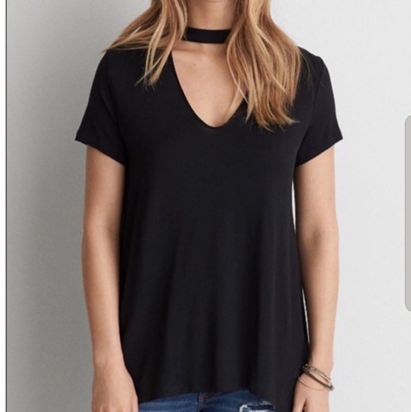 American Eagle Outfitters Tops - AMERICAN EAGLE soft & sexy choker neck tee shirt